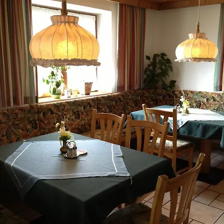 Penzion Berggasthof Hintergfoell 3*