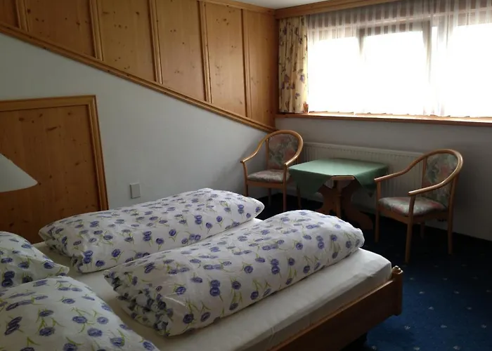 Berggasthof Hintergfoll Inn Unken