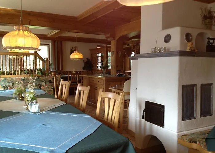 Berggasthof Hintergfoll Unken